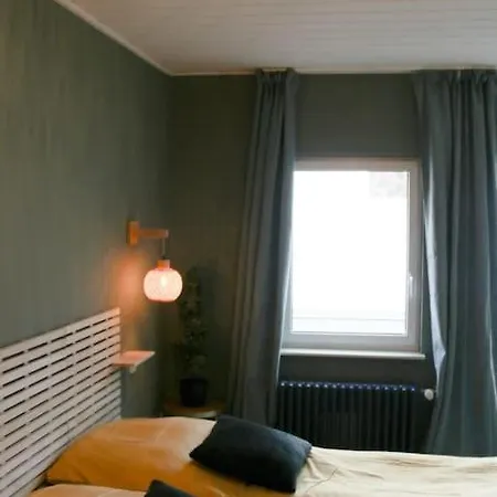 Hinterhaus Lägenhet *
